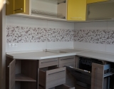 Кухня фасады Egger U129 Солнечный желтый ST15 18 мм, Kronospan 3167 SN Ровере Фумаро (Сontempo) 18мм